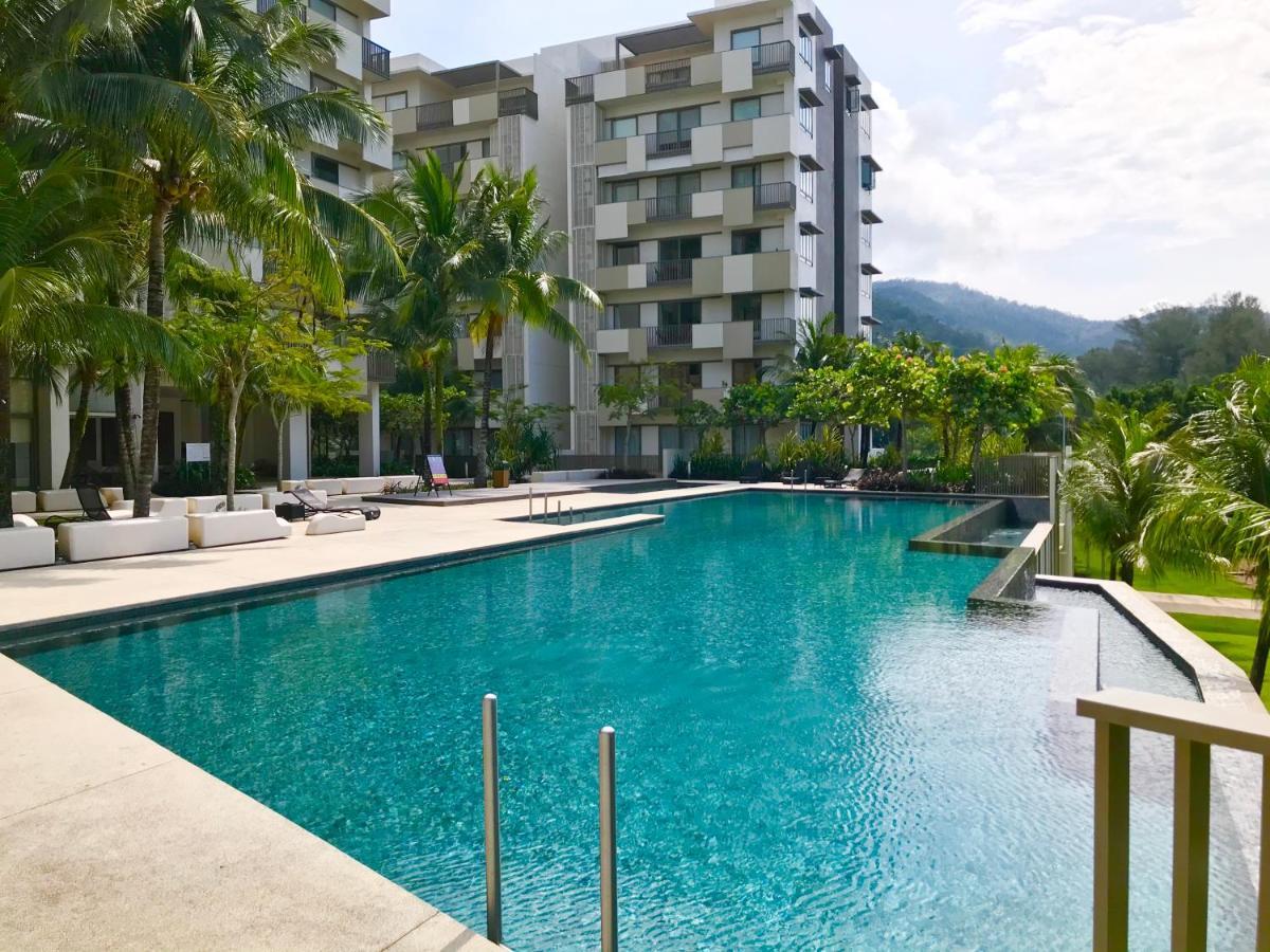 By The Beach - Luxury 2 Bedrooms Family Suite Batu Feringgi Luaran gambar