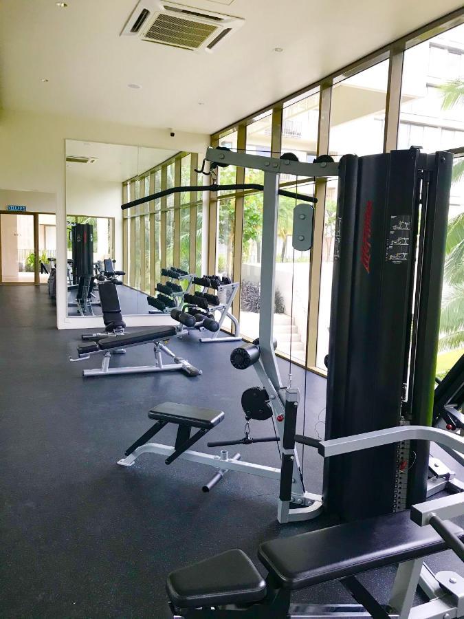 By The Beach - Luxury 2 Bedrooms Family Suite Batu Feringgi Luaran gambar